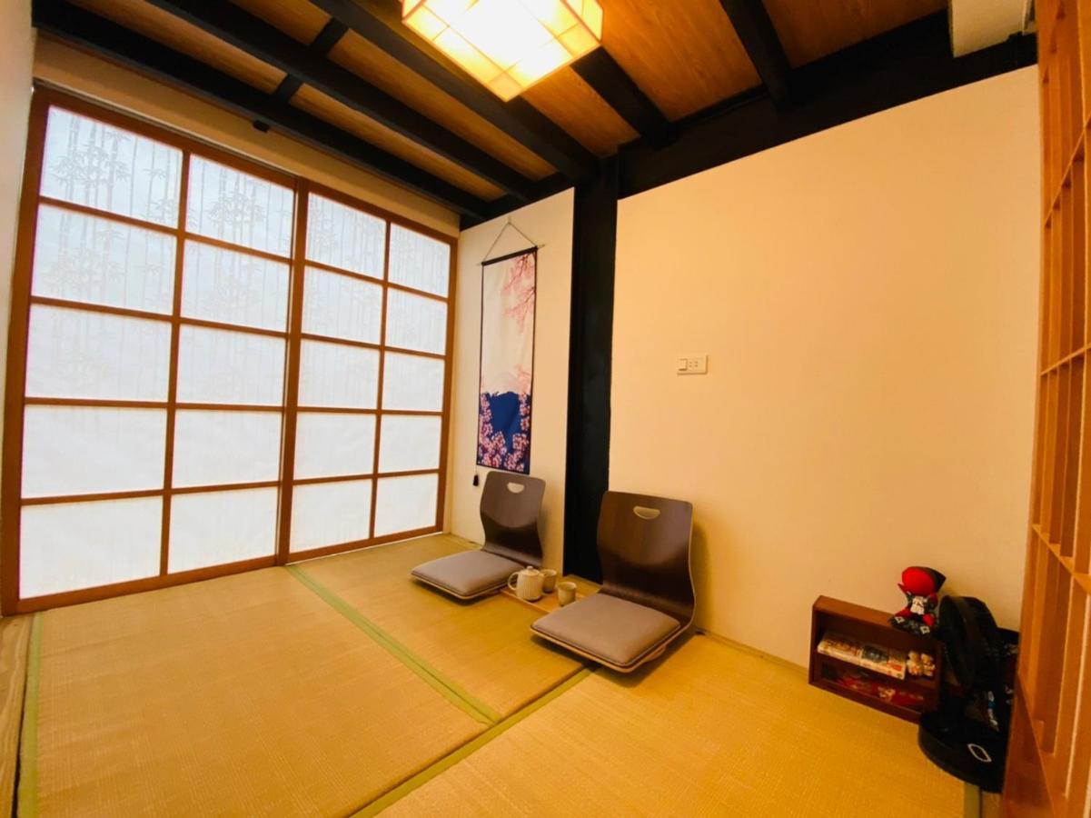捉鳳凰 台南百年老宅包棟導覽民宿系列catchphoenix Centennial Guesthouse Εξωτερικό φωτογραφία